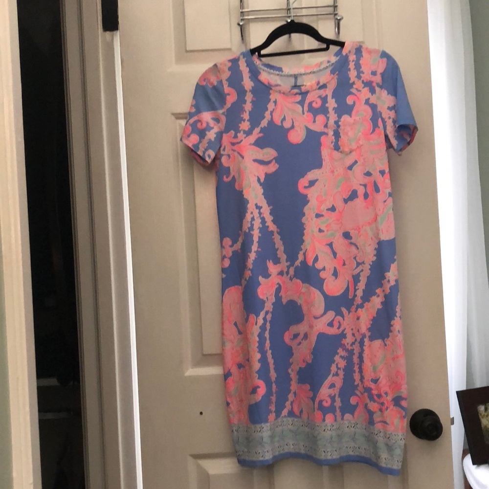 Lilly Pulitzer t-shirt dress